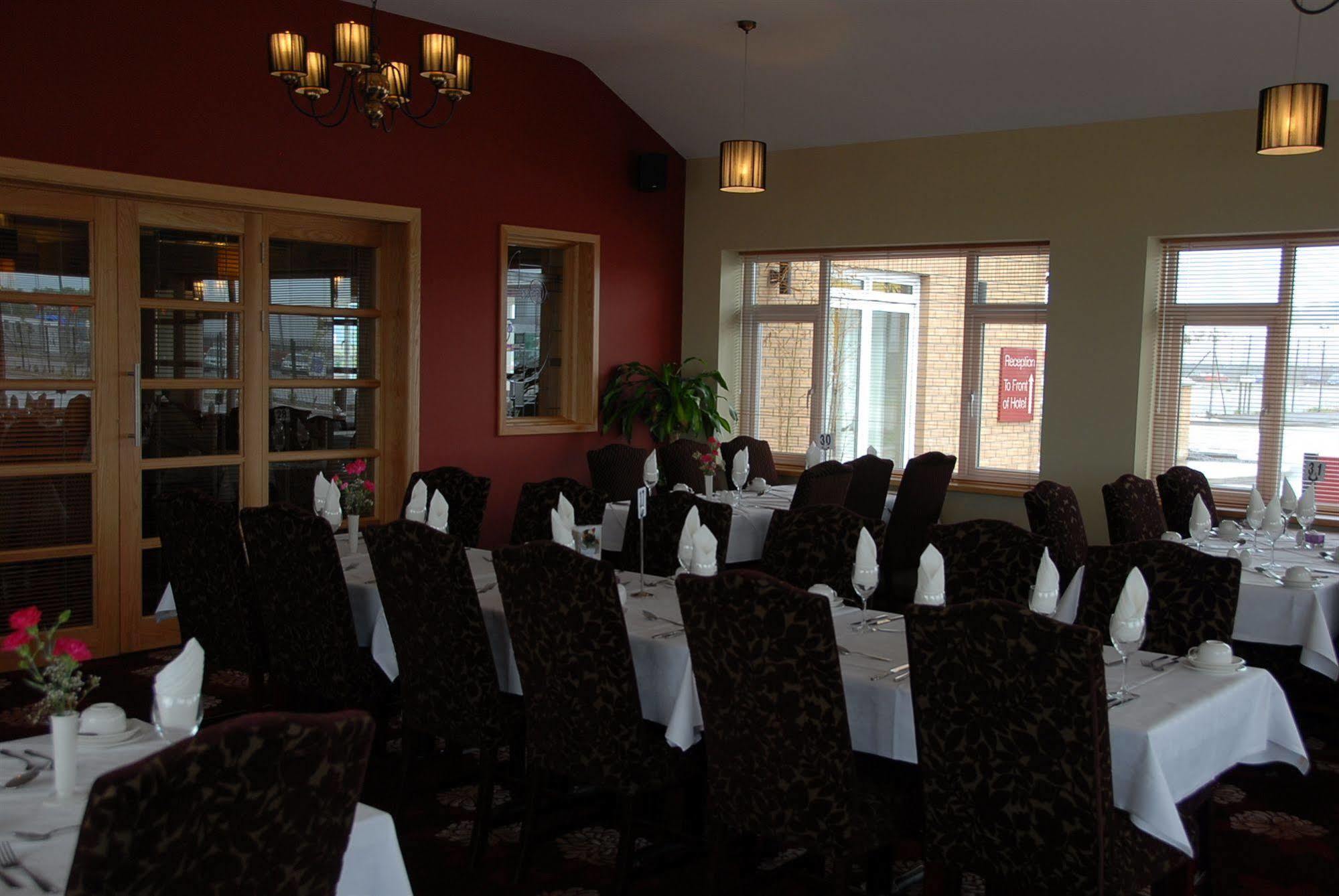 Curran Court Hotel Larne Exterior photo
